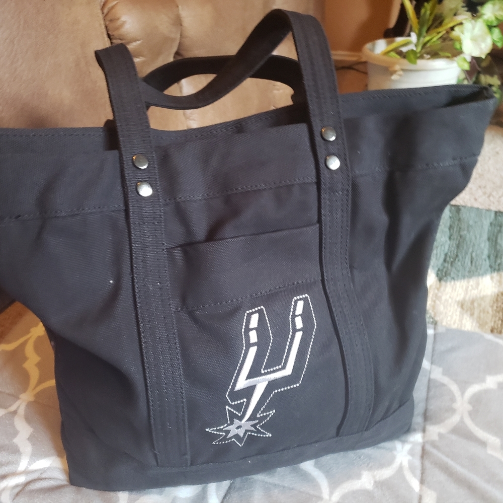 New In Package Nba San Antonio Spurs canvas large Zipper Purse